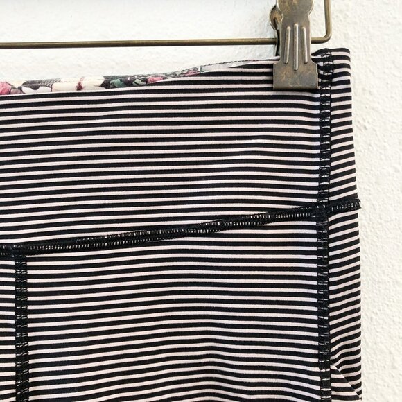 LULULEMON Run: Inspire Crop II *All Full-On Luxtreme - Picture 6 of 9